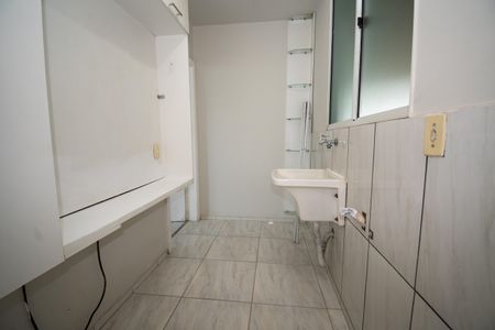 Casa de condomínio para alugar com 190m², 3 quartos e 3 vagasÁrea de Serviço