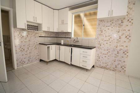 Casa de condomínio para alugar com 190m², 3 quartos e 3 vagasCozinha