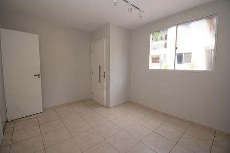 Casa de condomínio para alugar com 190m², 3 quartos e 3 vagasSala 1