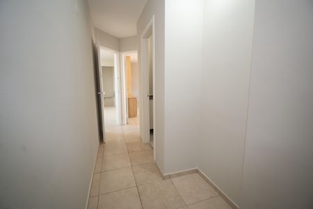 Casa de condomínio para alugar com 190m², 3 quartos e 3 vagasCorredor