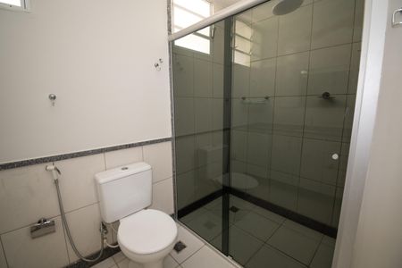 Casa de condomínio para alugar com 190m², 3 quartos e 3 vagasBanheiro