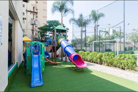 Apartamento para alugar com 68m², 3 quartos e 1 vaga Apartamento para alugar com 68m², 3 quartos e 1 vagaÁrea comum - Playground