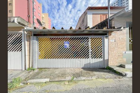 Casa à venda com 69m², 1 quarto e 2 vagasFachada