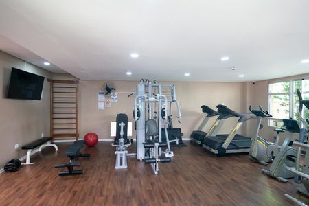 Apartamento à venda com 44m², 2 quartos e 1 vaga Apartamento à venda com 44m², 2 quartos e 1 vagaAcademia