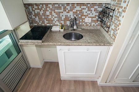 Apartamento à venda com 44m², 2 quartos e 1 vaga Apartamento à venda com 44m², 2 quartos e 1 vagaCozinha