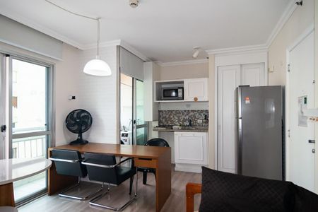 Apartamento à venda com 44m², 2 quartos e 1 vaga Apartamento à venda com 44m², 2 quartos e 1 vagaSala