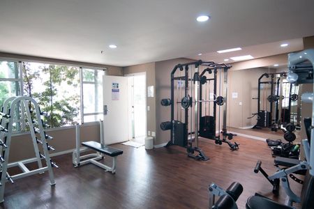 Apartamento à venda com 44m², 2 quartos e 1 vaga Apartamento à venda com 44m², 2 quartos e 1 vagaAcademia