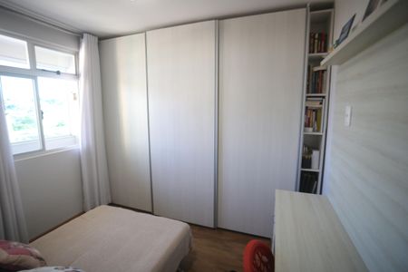 Apartamento à venda com 160m², 3 quartos e 2 vagasQuarto