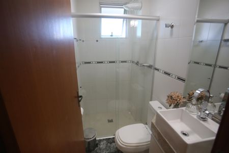 Apartamento à venda com 160m², 3 quartos e 2 vagasBanheiro social
