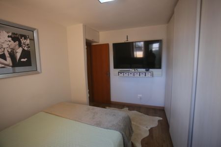 Apartamento à venda com 160m², 3 quartos e 2 vagasSuíte