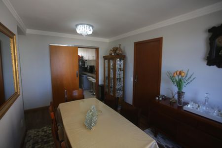 Apartamento à venda com 160m², 3 quartos e 2 vagasSala