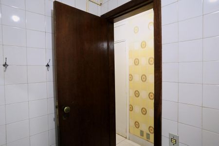 Apartamento à venda com 376m², 4 quartos e 4 vagasBanheiro de serviço