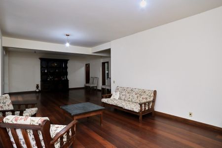 Apartamento à venda com 376m², 4 quartos e 4 vagasSala