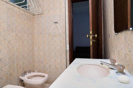 Apartamento à venda com 376m², 4 quartos e 4 vagasBanheiro da Suíte 2