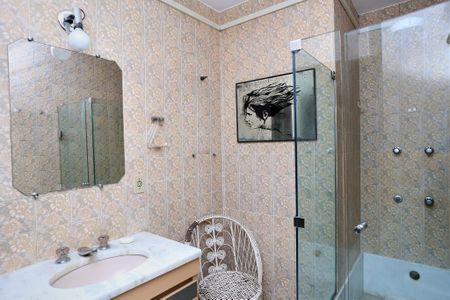 Apartamento à venda com 376m², 4 quartos e 4 vagasBanheiro da Suíte 2