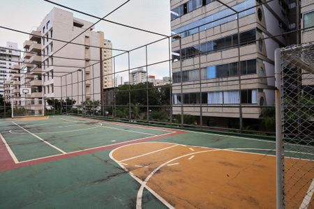 Apartamento à venda com 376m², 4 quartos e 4 vagasQuadra