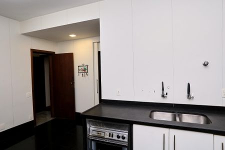 Apartamento à venda com 376m², 4 quartos e 4 vagasCozinha