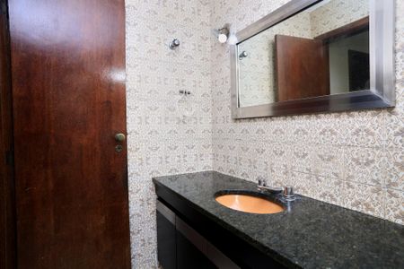 Apartamento à venda com 376m², 4 quartos e 4 vagasBanheiro da Suíte