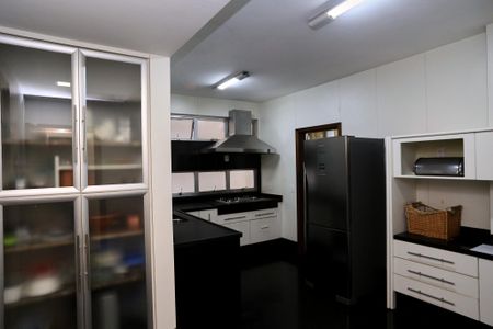 Apartamento à venda com 376m², 4 quartos e 4 vagasCozinha