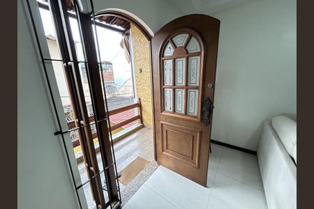 Casa de condomínio à venda com 196m², 4 quartos e 2 vagasPorta da Sala