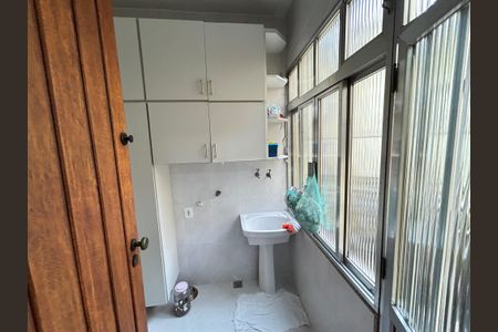 Casa de condomínio à venda com 196m², 4 quartos e 2 vagasÁrea de Serviço 1