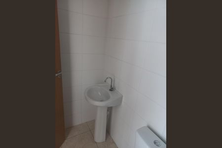 Apartamento para alugar com 46m², 2 quartos e 1 vaga Apartamento para alugar com 46m², 2 quartos e 1 vagaBanheiro