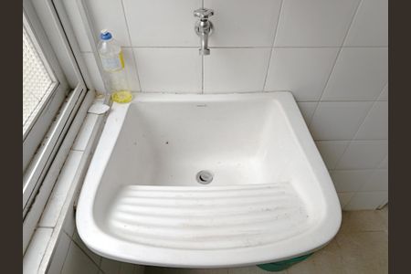 Apartamento para alugar com 109m², 3 quartos e 1 vagaÁrea de Serviço