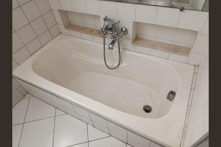 Apartamento para alugar com 109m², 3 quartos e 1 vagaBanheiro da Suíte