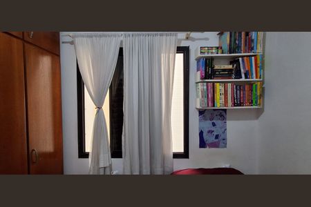 Apartamento à venda com 110m², 3 quartos e 2 vagasQuarto 2