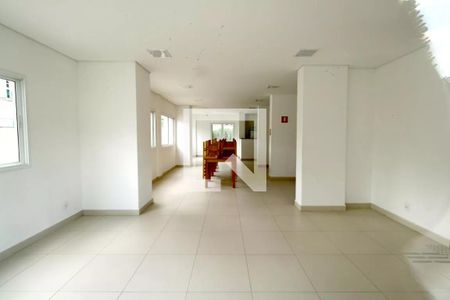 Apartamento para alugar com 60m², 2 quartos e 2 vagasÁrea comum - Salão de festas