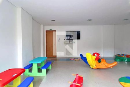 Apartamento para alugar com 60m², 2 quartos e 2 vagasÁrea comum - Brinquedoteca