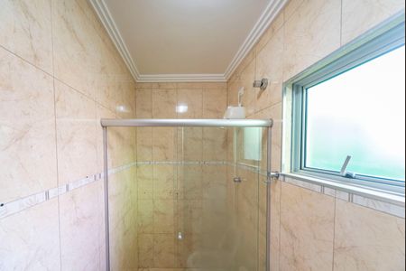 Casa para alugar com 220m², 3 quartos e 3 vagasBanheiro 2