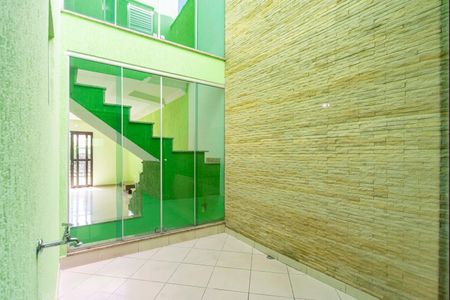 Casa para alugar com 220m², 3 quartos e 3 vagasJardim de Inverno 