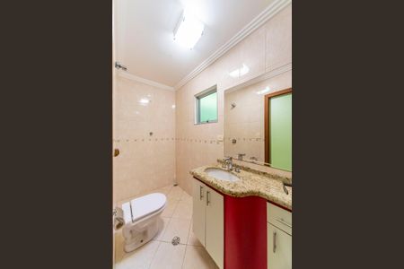 Banheiro 1  de casa à venda com 3 quartos, 220m² em Jardim Las Vegas, Santo André