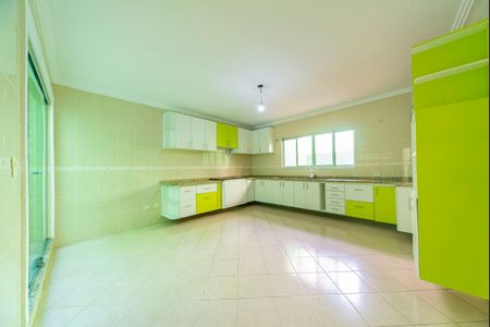 Casa para alugar com 220m², 3 quartos e 3 vagasCozinha 