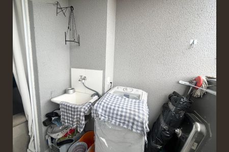 Apartamento à venda com 40m², 2 quartos e 1 vaga Apartamento à venda com 40m², 2 quartos e 1 vagaÁrea de Serviço