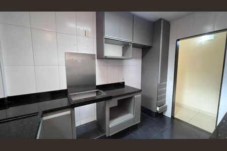 Apartamento para alugar com 2 quartos, 72m² em Estrela Dalva, Belo Horizonte