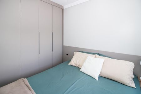 Quarto 1 de apartamento à venda com 2 quartos, 47m² em Vila Anastácio, São Paulo