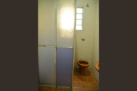 Casa à venda com 170m², 2 quartos e 2 vagasBanheiro -Casa 1 