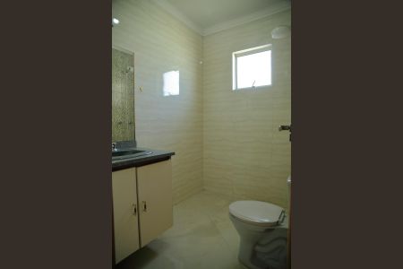 Casa à venda com 170m², 4 quartos e 2 vagasBanheiro - casa 2 