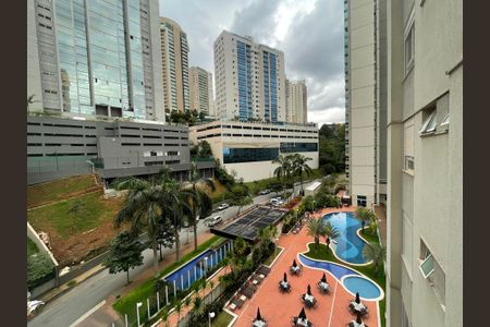 Apartamento à venda com 77m², 2 quartos e 2 vagasVista da janela