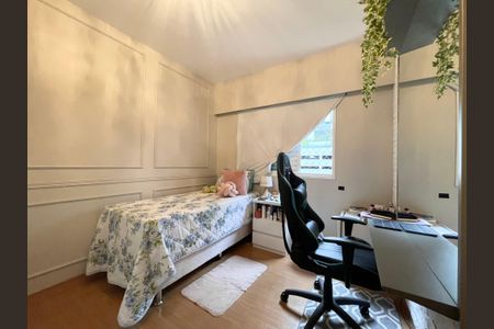 Apartamento à venda com 77m², 2 quartos e 2 vagasQuarto