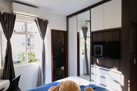 Apartamento à venda com 90m², 3 quartos e 1 vaga Apartamento à venda com 90m², 3 quartos e 1 vagaSuíte