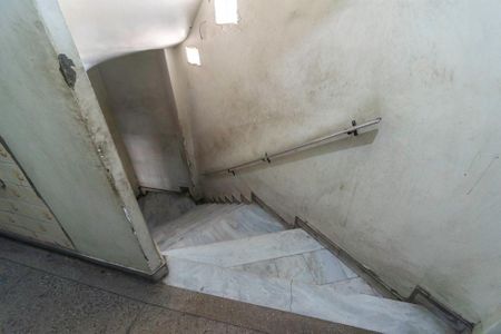 Apartamento à venda com 50m², 1 quarto e sem vaga Apartamento à venda com 50m², 1 quarto e sem vagaÁrea comum - Escadas