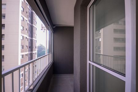 Sala - Varanda  de apartamento para alugar com 2 quartos, 42m² em Vila Vermelha, São Paulo