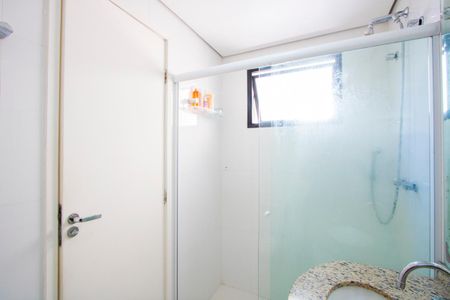 Apartamento para alugar com 115m², 3 quartos e 2 vagas Apartamento para alugar com 115m², 3 quartos e 2 vagasBanheiro do quarto 1