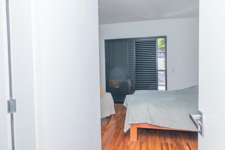 Casa à venda com 150m², 3 quartos e 3 vagasSuíte 2