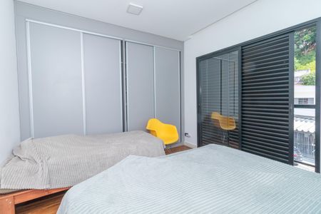 Casa à venda com 150m², 3 quartos e 3 vagasSuíte 2
