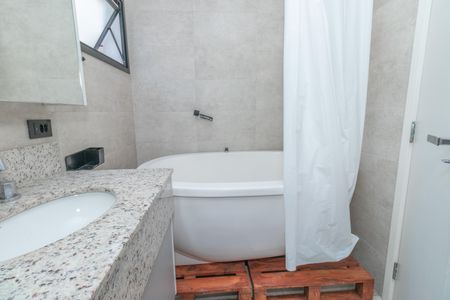 Casa à venda com 150m², 3 quartos e 3 vagasBanheiro da Suíte 2