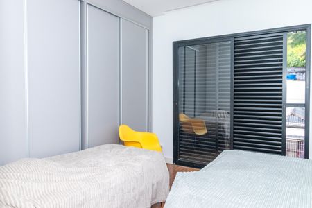 Casa à venda com 150m², 3 quartos e 3 vagasSuíte 2